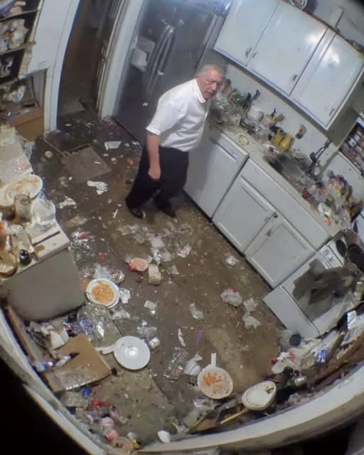 Mi suegro apareció en Navidad diciendo que no tenía adónde ir; pero entonces descubrí algo que jamás quiso que viera.