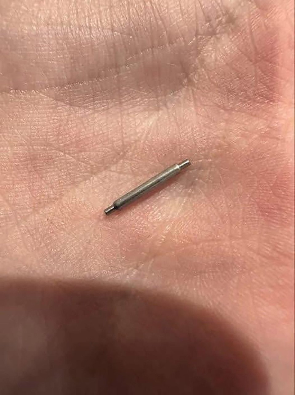 Indovinate a cosa serve veramente questo piccolo oggetto metallico.